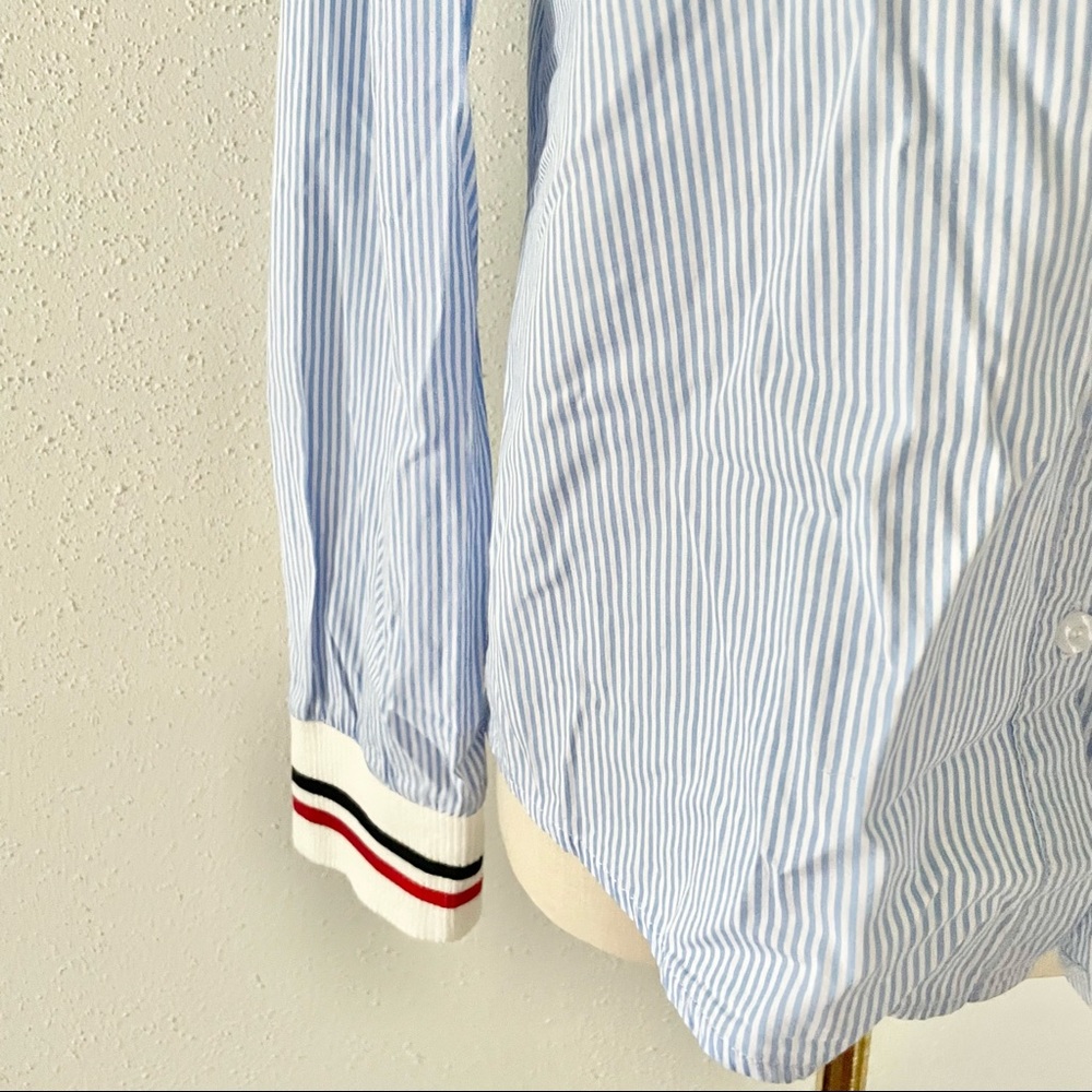 Women's Size Medium Blue/White Striped Ruffle Knit Long Sleeve Button Down Shirt - Picture 4 of 7